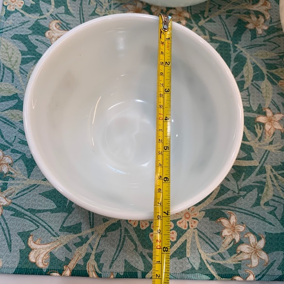 Vtg. Pyrex 1.5 qt Bowl, Autumn Floral (Verde) + NEW Retro Avocado Potholder - Picture 14 of 16